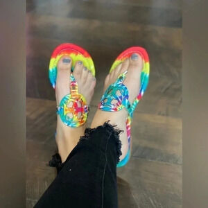 Everglades Tie Dye Sandal in Groovy New